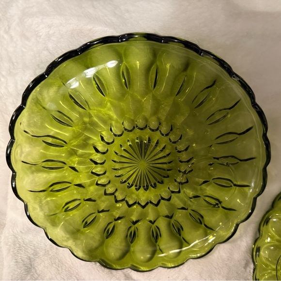 Fairfield Avocado Green by ANCHOR HOCKING Pair of Snack Plates - Picture 7 of 7